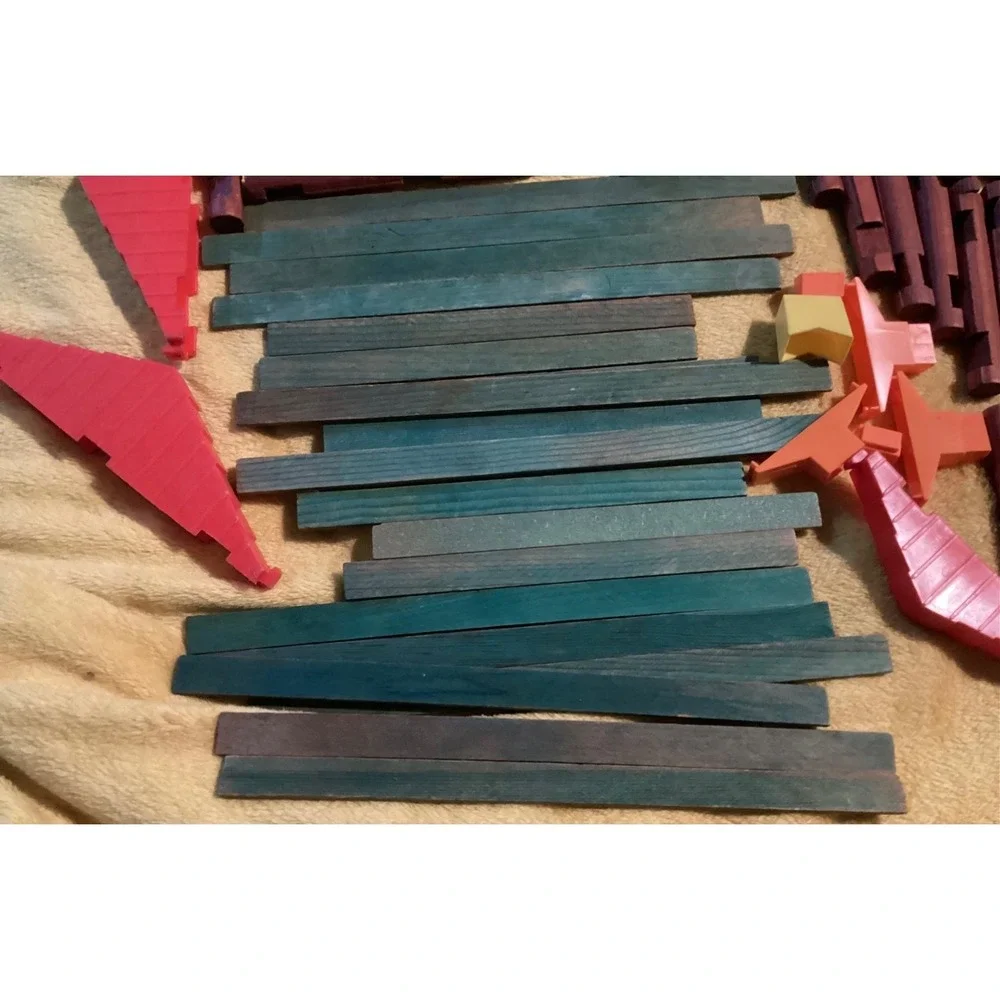 Lincoln Logs Frontiersman Set, ~150 Assorted Pieces, Vintage Wooden Building Toy
